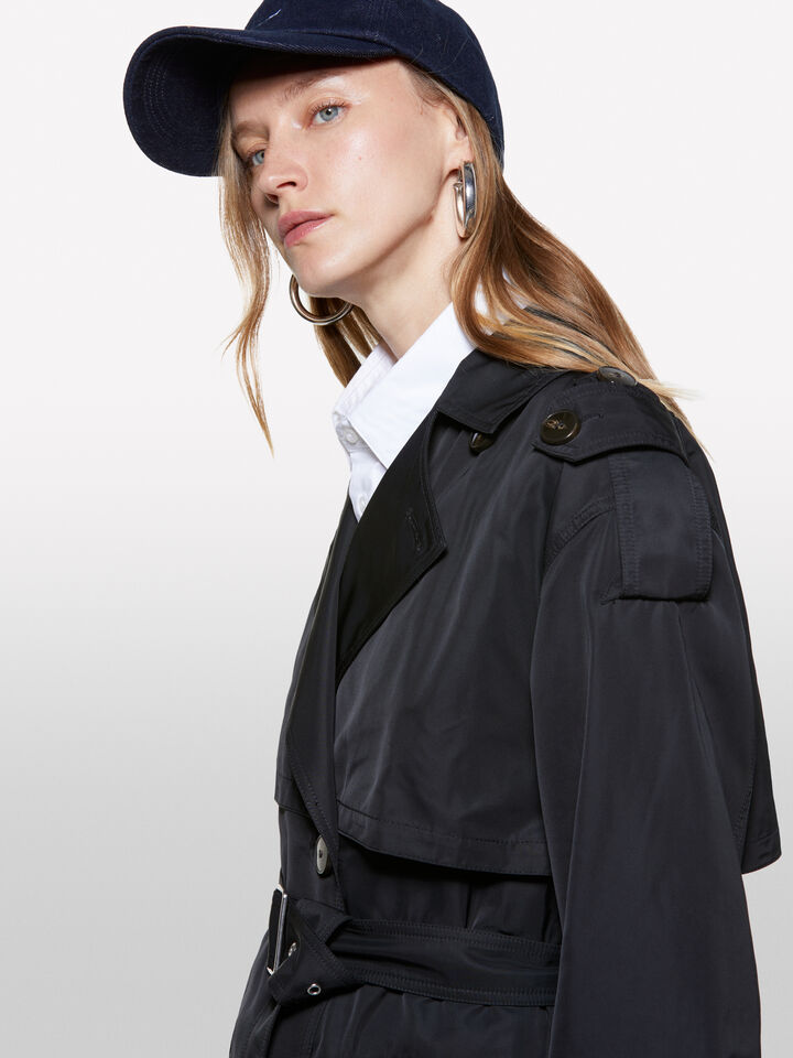 Schwarzer Trenchcoat mit bequemer Passform und Gürtel - trenchcoats und regenjacken für damen - Schwarz | Sisley image number 4